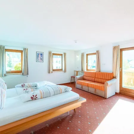 Alluring In L Ngenfeld With Balcony شقة لانغنفلد