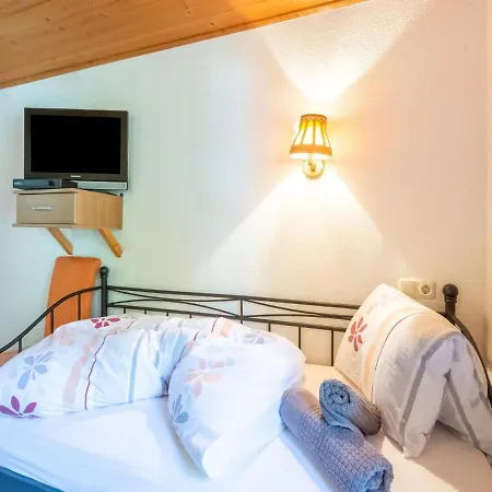 Alluring In L Ngenfeld With Balcony شقة *